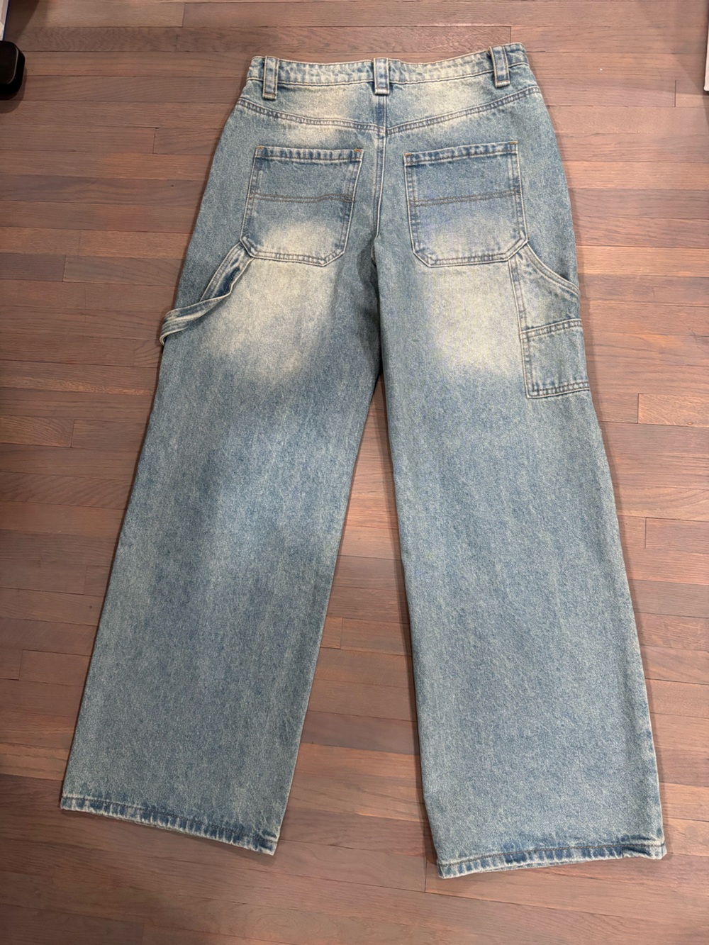 725. Edikted Carpenter Baggy Jeans - Picture 4 of 7
